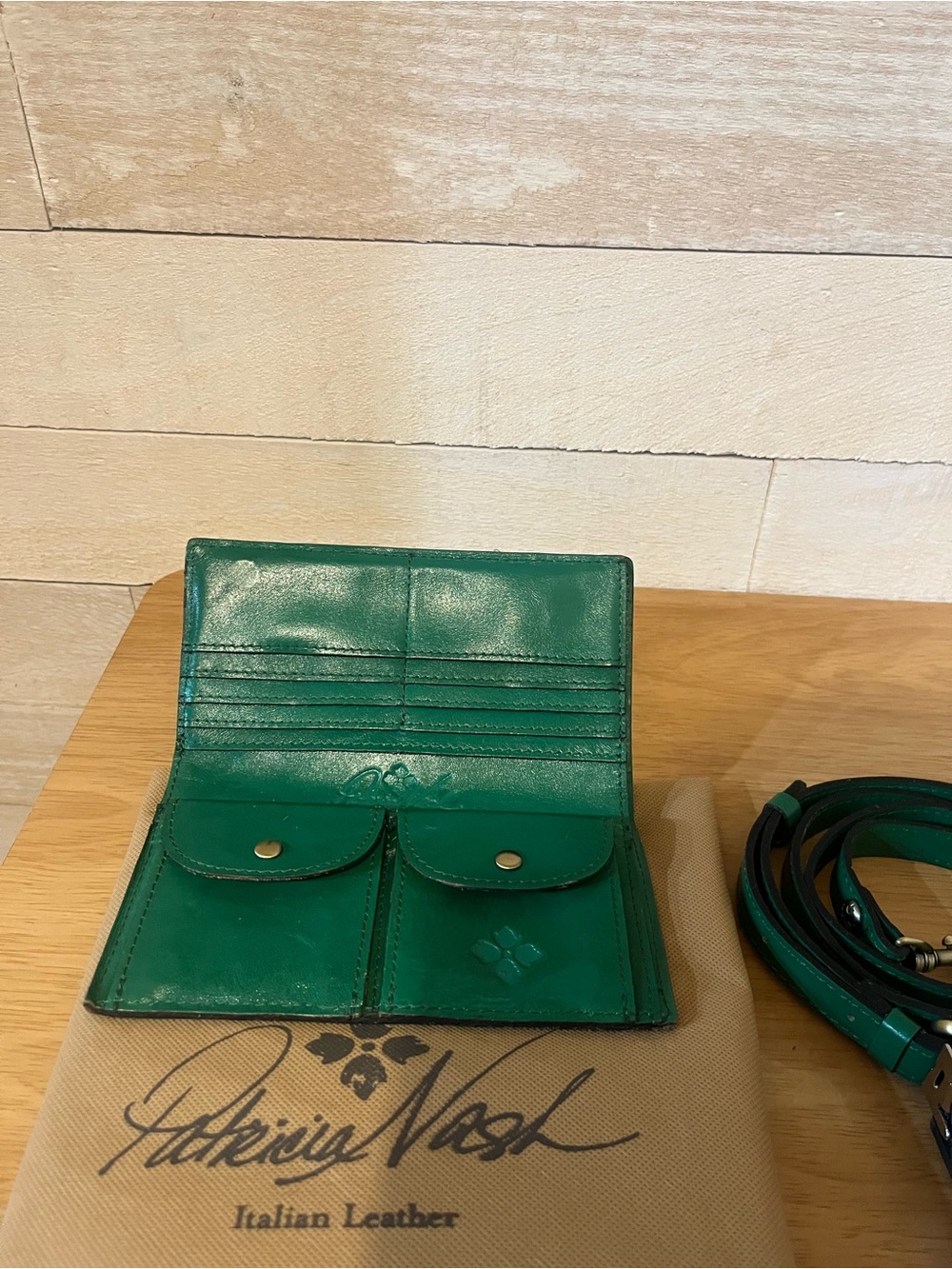 Patricia Nash Adeline leather cutout tooled tote crossbody with wallet - Picture 8 of 16